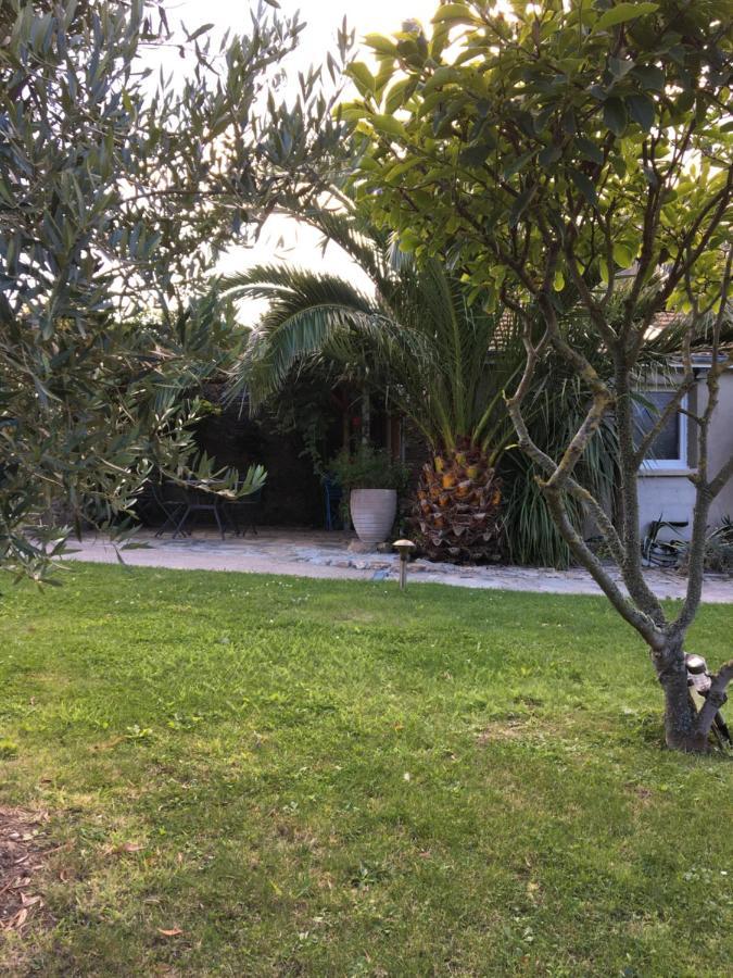 Olive Et Pomme Vila Bretteville Exterior foto
